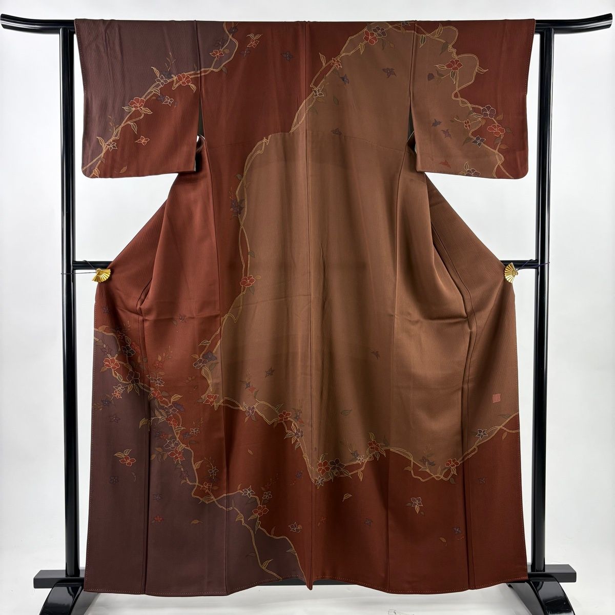 訪問着 身丈159cm 裄丈62.5cm S 袷 落款 草花 金彩 染め分け 茶色 正絹