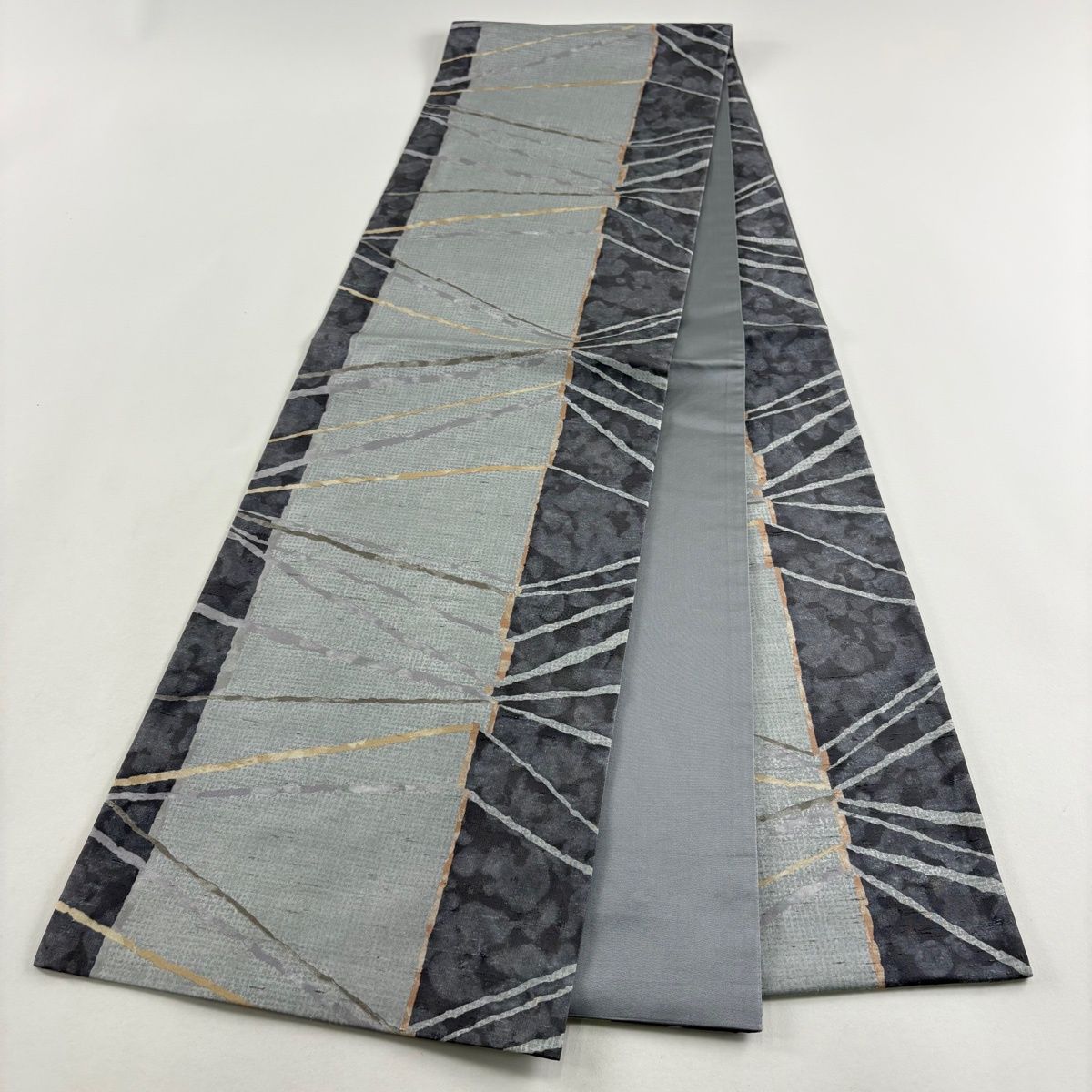 美品】 袋帯 逸品 落款 証紙 牛首紬 幾何学模様 青灰色 全通 正絹