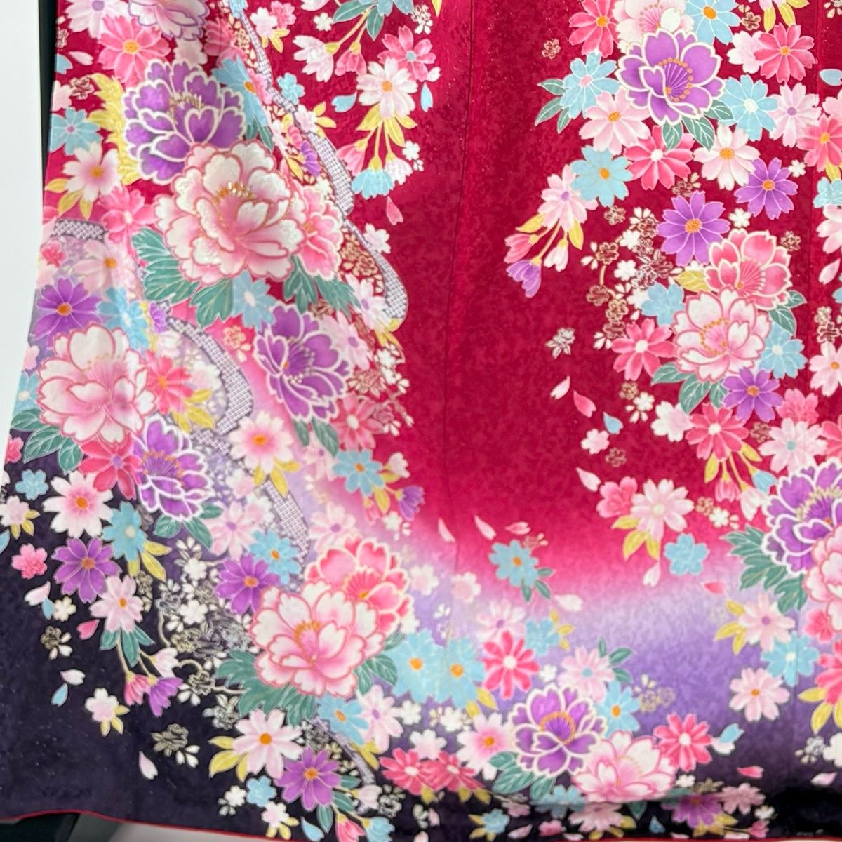 振袖 身丈169.5 cm 裄丈69.5 L 袷 牡丹 草花 銀通し 箔 濃ピンク 正絹