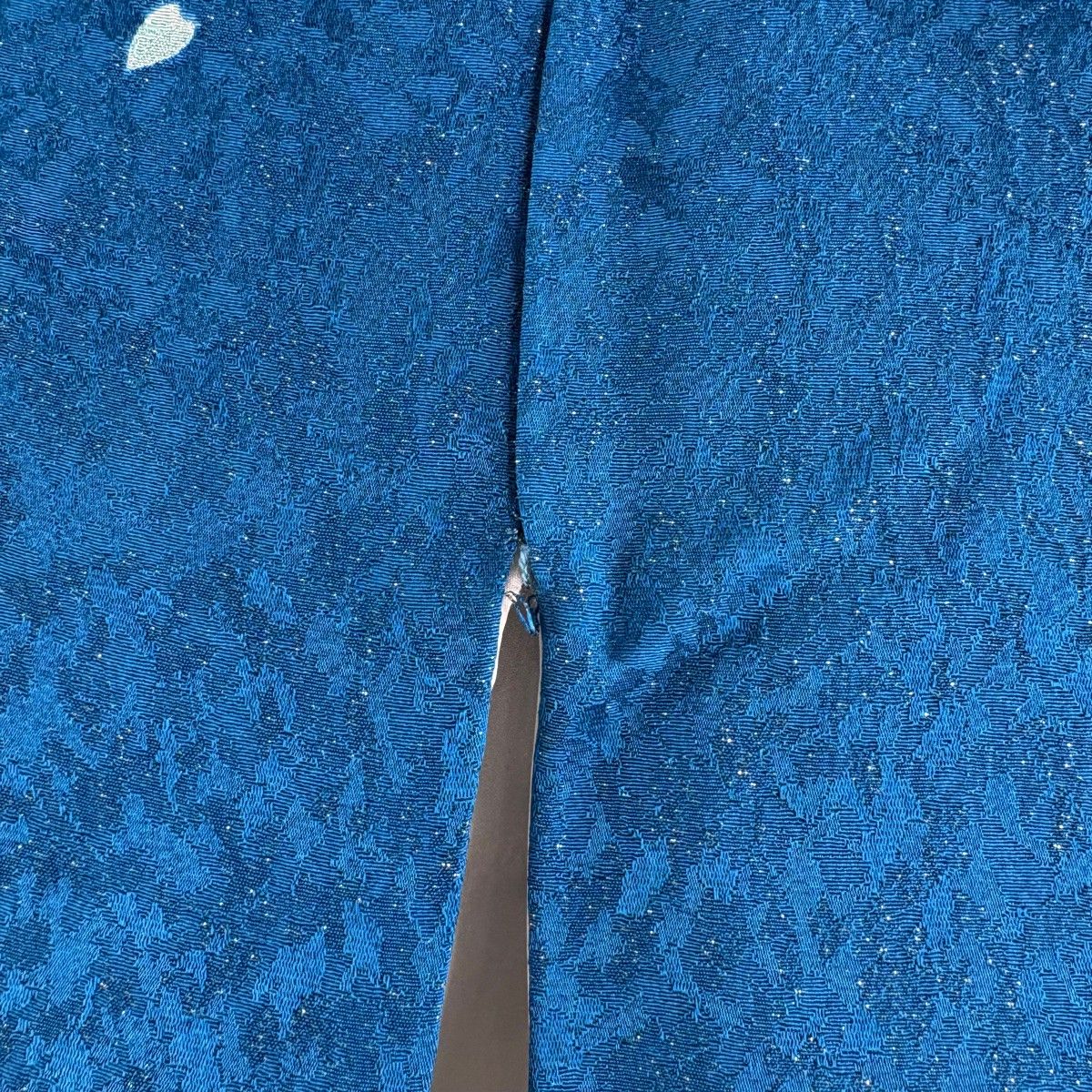  振袖 身丈164 cm 裄丈67 5 L 袷 薬玉 草花 金通し 銀彩 青 正絹 振袖 着物