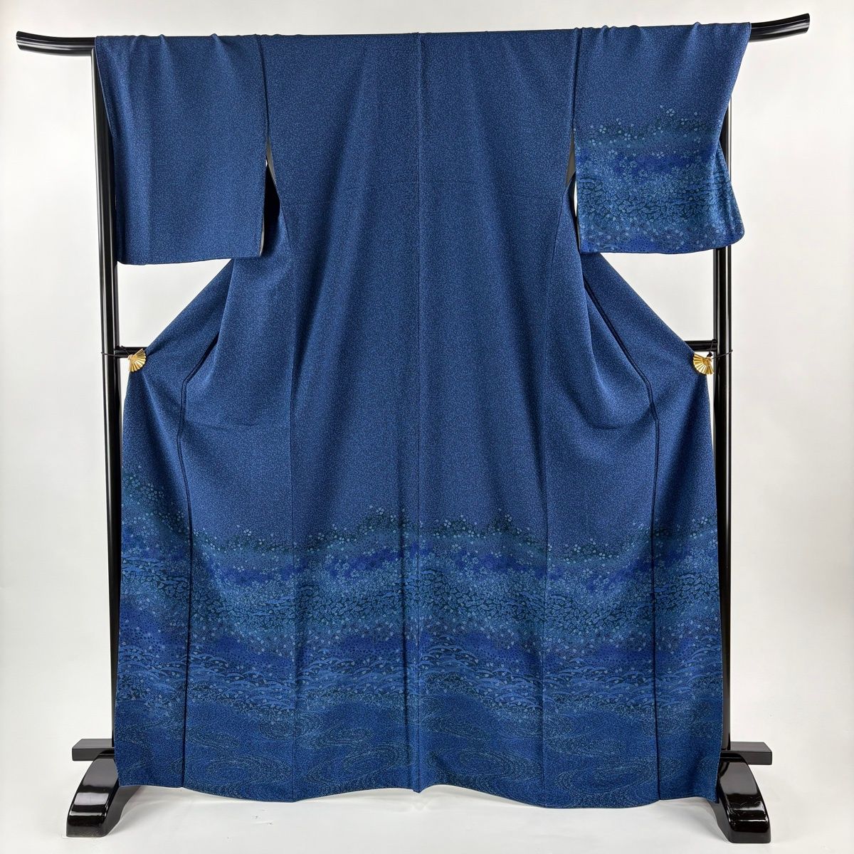 付下げ 身丈168cm 裄丈70cm L 袷 向井修 落款 桜 流水 ローケツ染