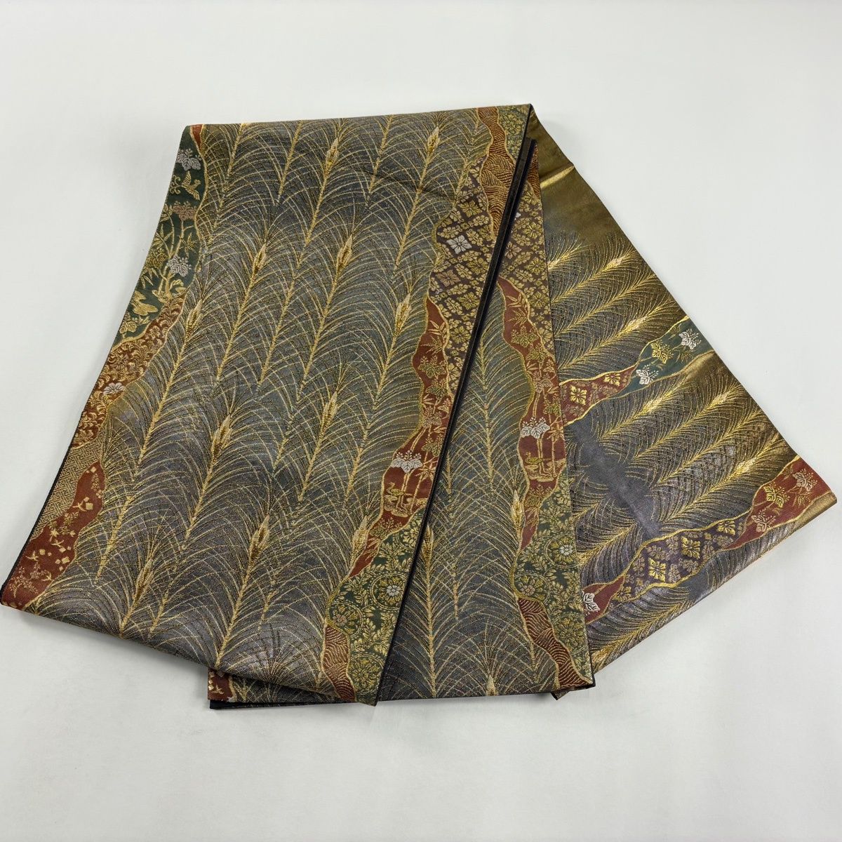 袋帯 秀品 大王松 花鳥 金糸 箔 銀色 お太鼓柄 正絹 【中古】 - メルカリ