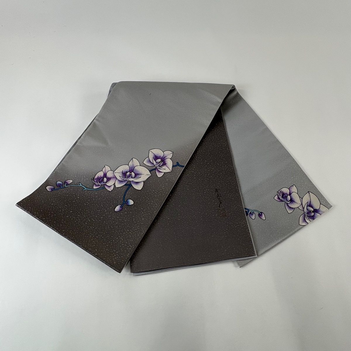 美品】 袋帯 秀品 斉藤三才 落款 花 箔 灰色 お太鼓柄 正絹 【中古