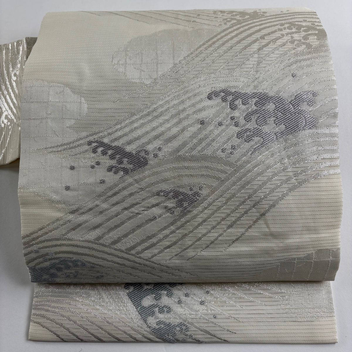 名古屋帯 秀品 夏帯 波頭 銀糸 箔 クリーム 正絹