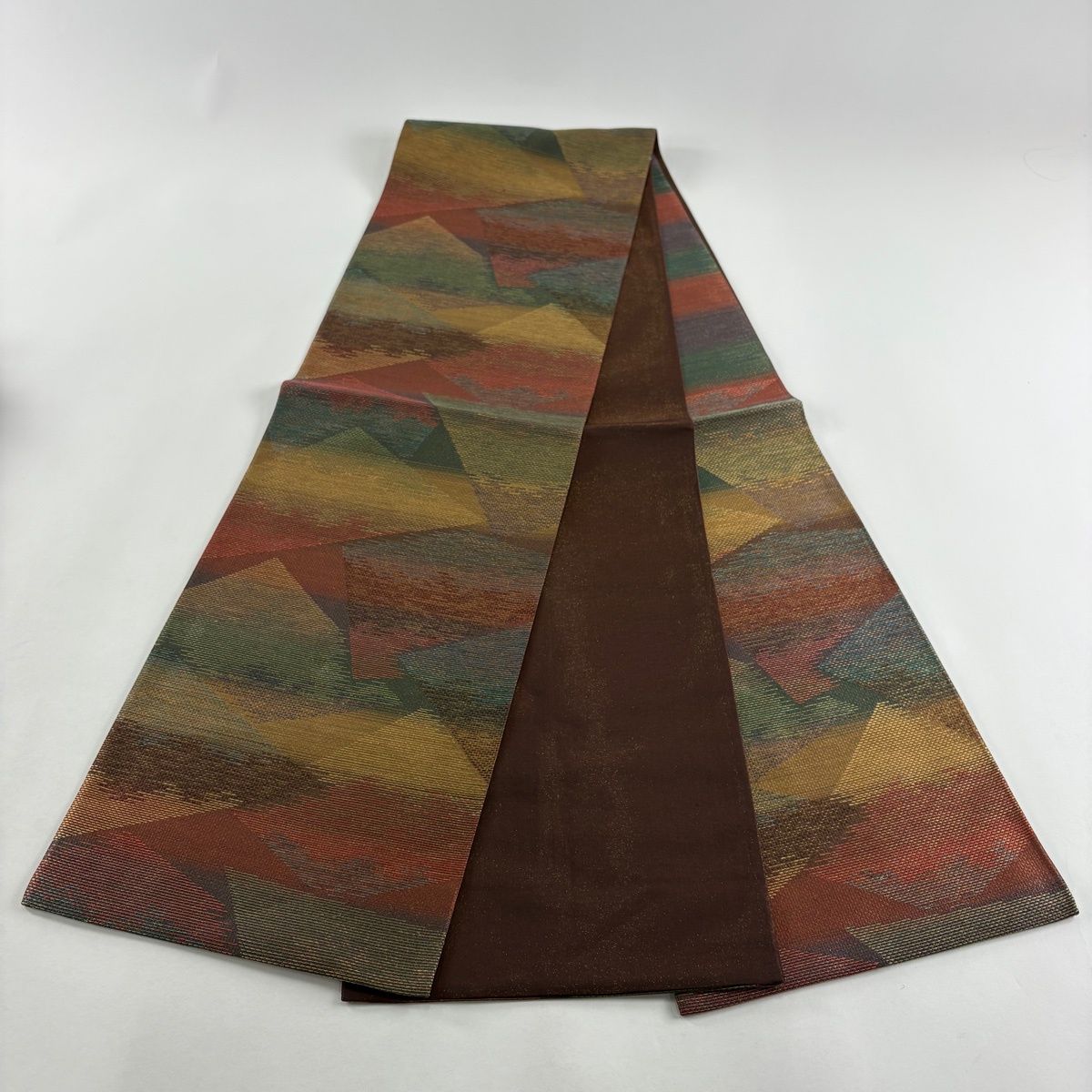 美品】 袋帯 秀品 草木本泥染 幾何学模様 金糸 赤紫 六通 正絹 【中古