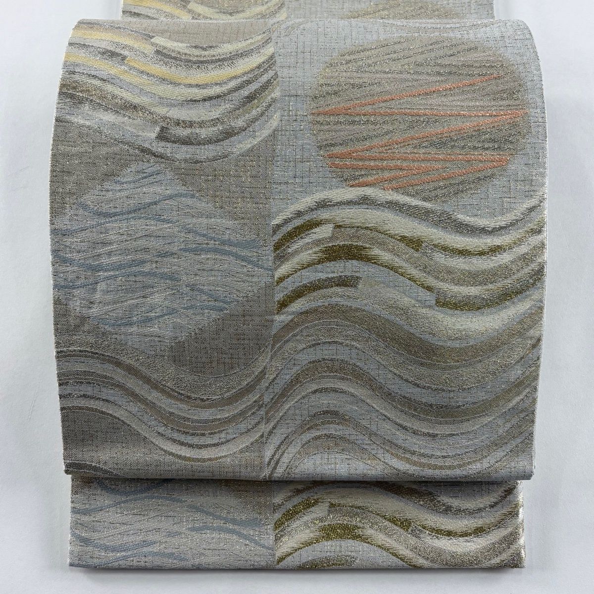 袋帯 秀品 波 幾何学模様 金銀糸 箔 灰白 六通 正絹