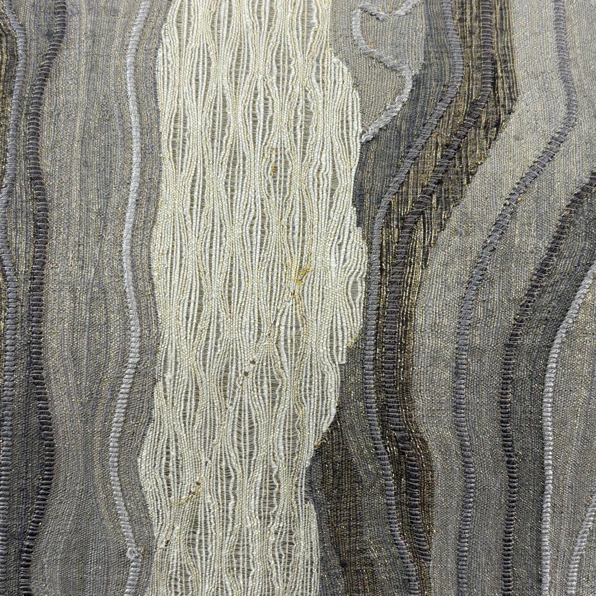 袋帯 秀品 紬地 幾何学 金糸 灰色 全通 正絹