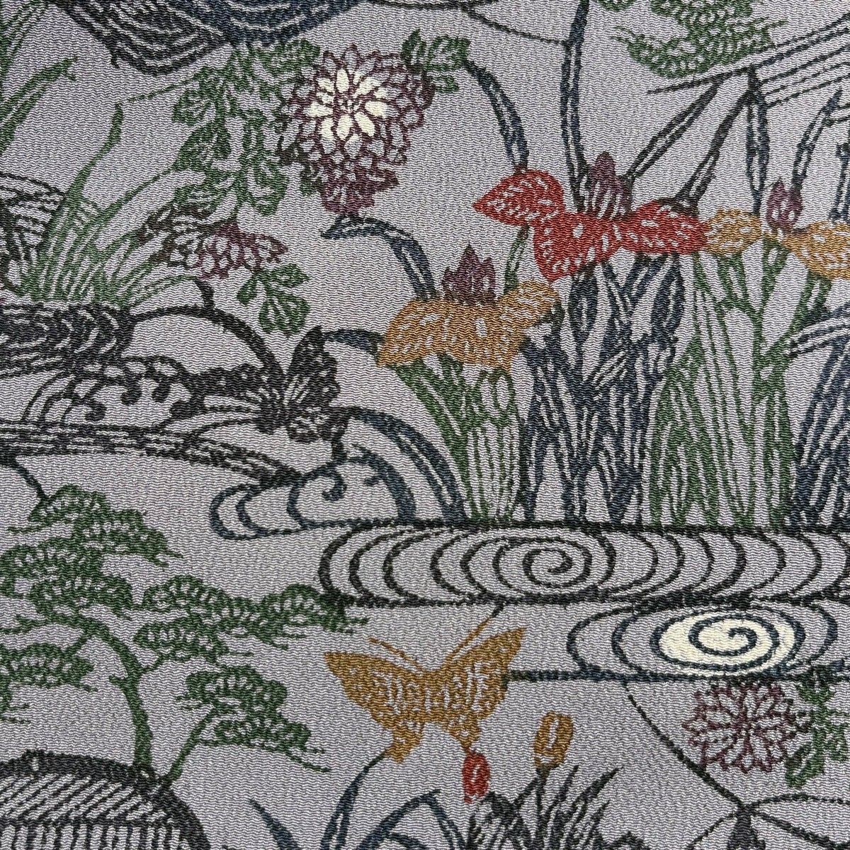 名古屋帯 秀品 草花 蝶 縮緬 灰紫 正絹