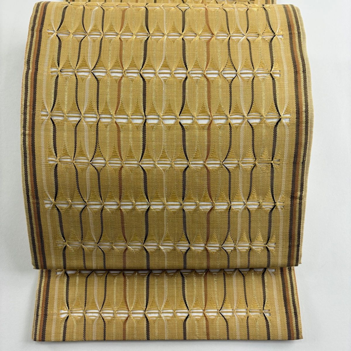 袋名古屋帯 秀品 幾何学 金糸 黄土色 正絹