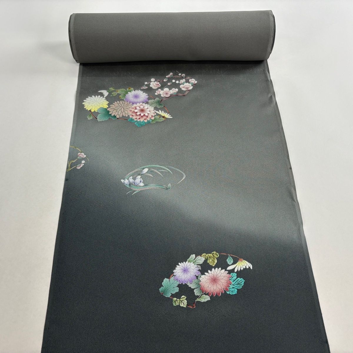 反物 秀品 付下げ 草bなあ 金銀彩 灰緑 正絹