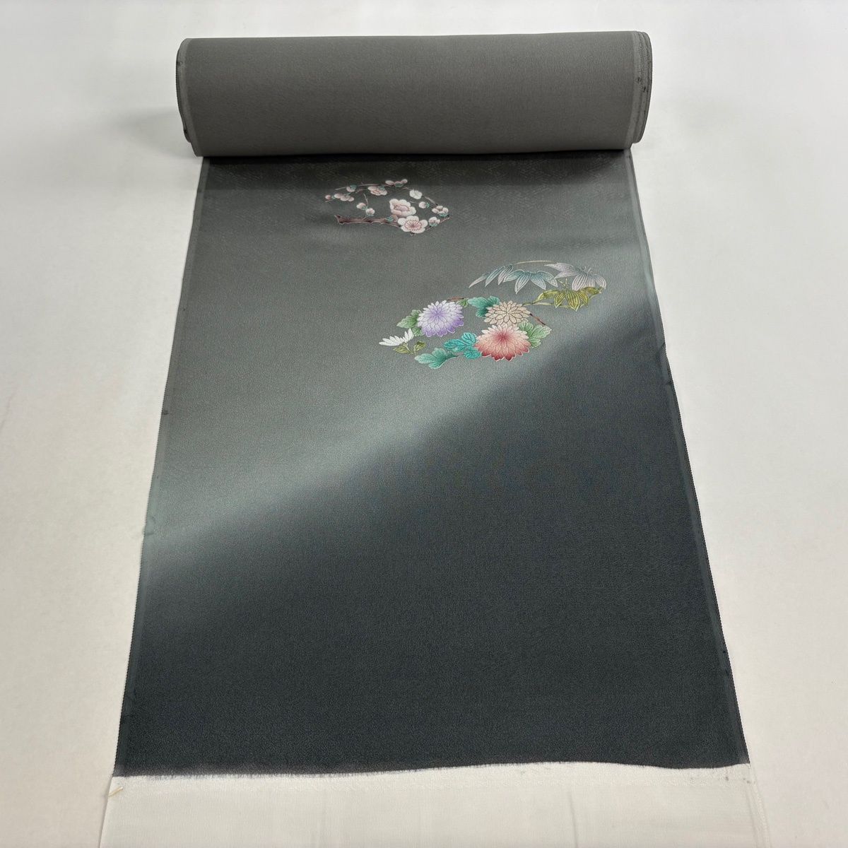 反物 秀品 付下げ 草bなあ 金銀彩 灰緑 正絹