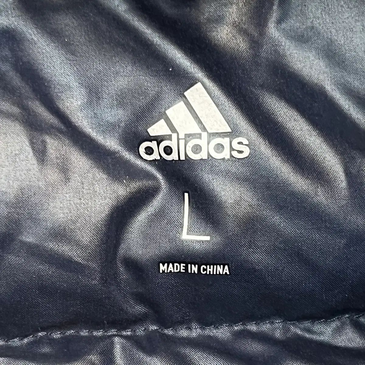 アディダス ユーティリティ ダックダウン パーカ (L)