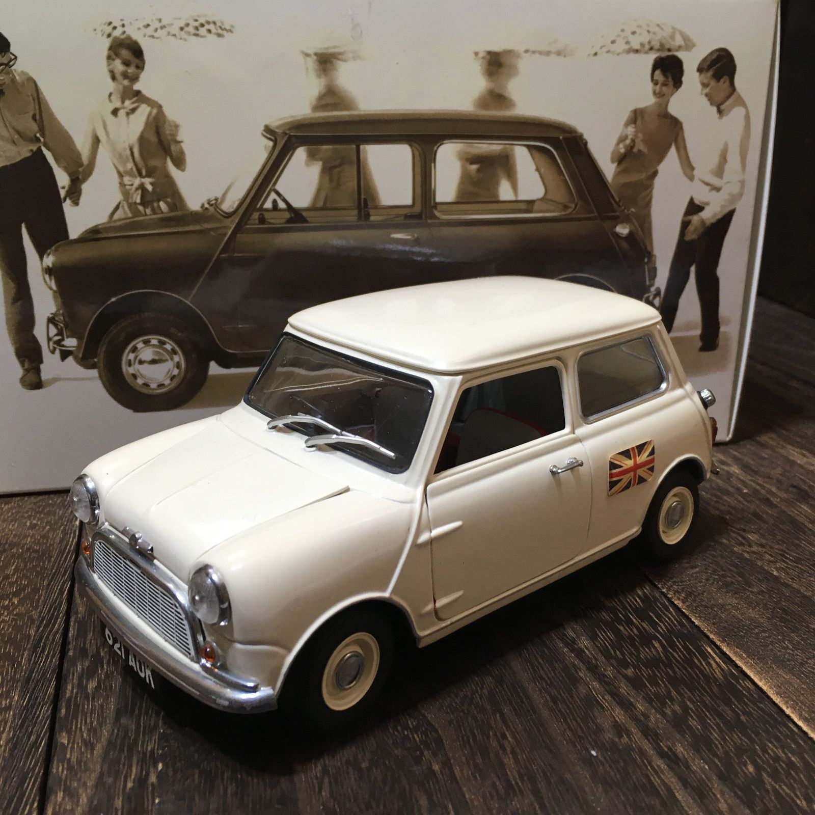 1/18 スケ－ル 京商 Kyosho Morris MiniCooperS MK1 1275S 50周年