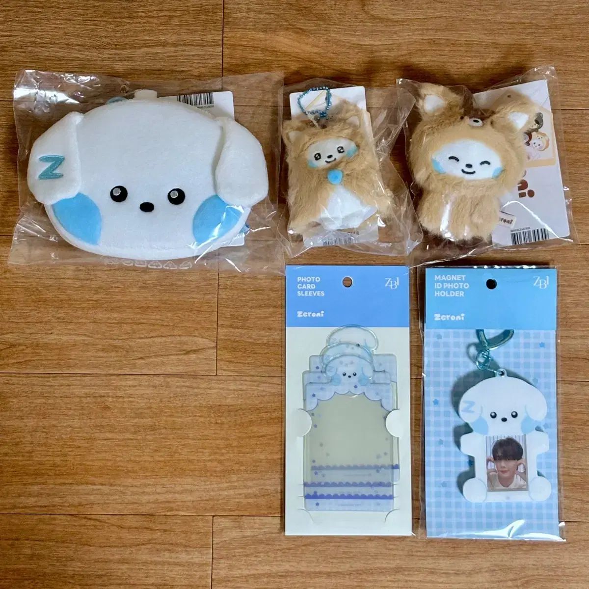 ZEROBASEONE キム ギュビン ゼロニ マグネット ギュニニ 中型 ポーチ キーホルダー まとめ
