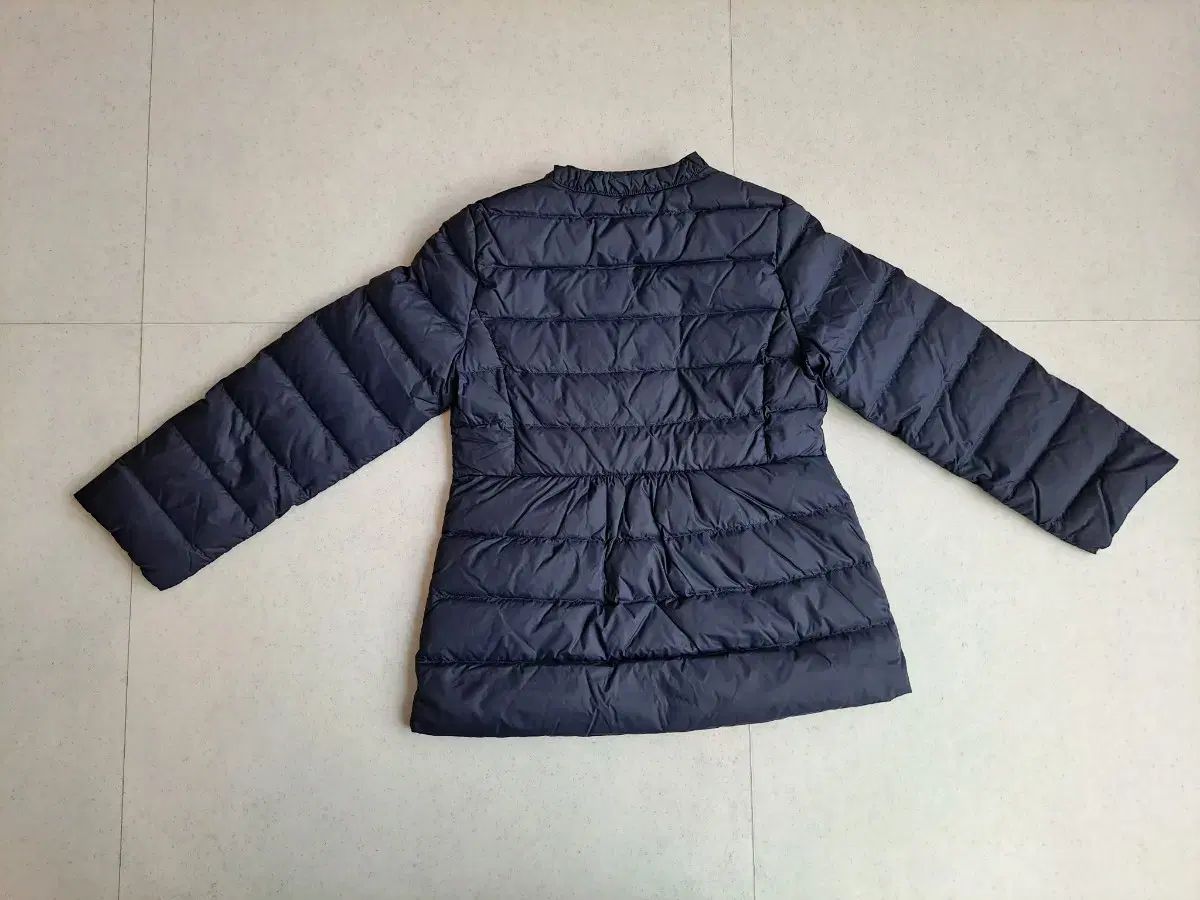 最新作,お買い得 DAKS ネイビー 軽量ダウンアウター