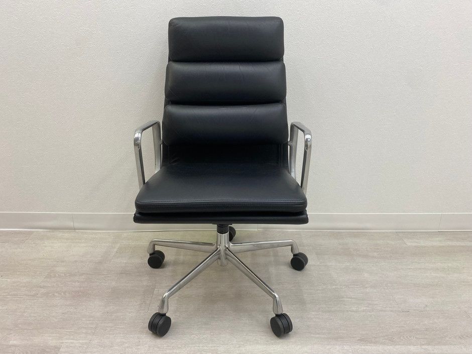 品 ハーマンミラー イームズ ソフトパッドグループチェア ブラック