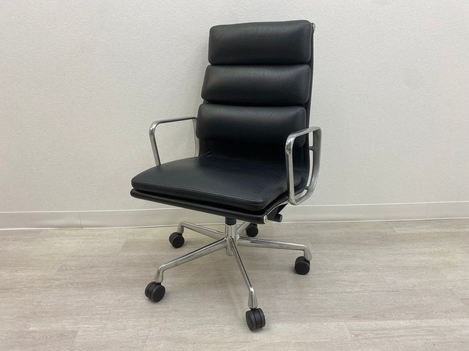 品 ハーマンミラー イームズ ソフトパッドグループチェア ブラック