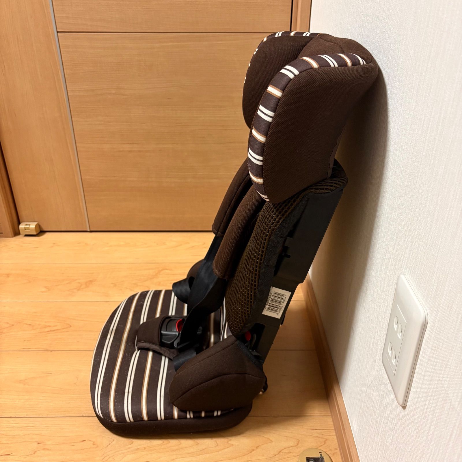 日本育児 トラベルベストECプラス チャイルドシート ブラウンボーダー