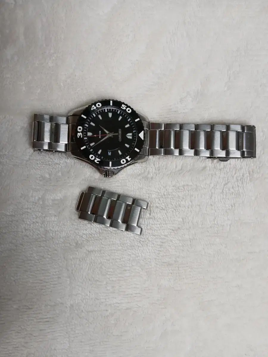 卸売 ハリーとヘンダスン一家('87米)日本語吹替有り Amazon.co.jp