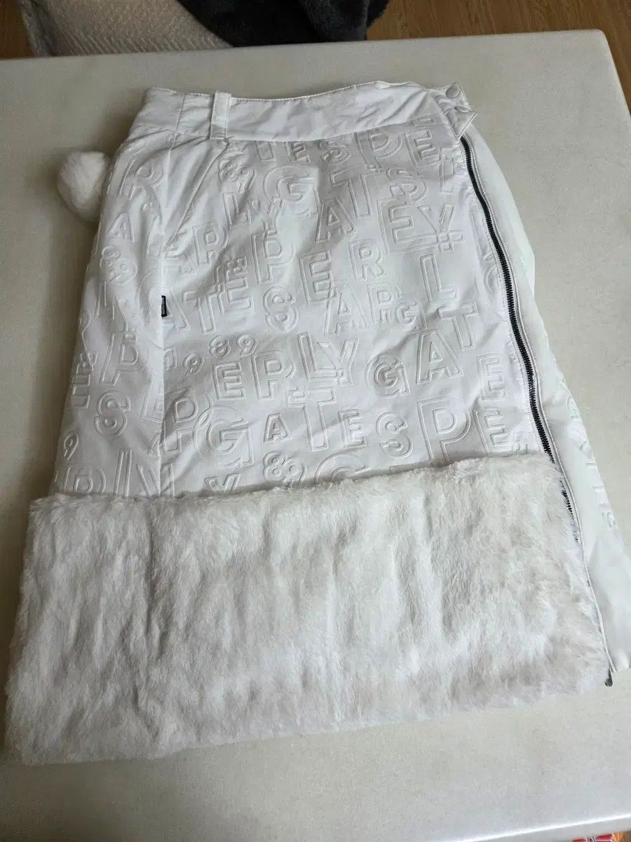 フェアリーゲイツ 白 キュロット グースダウン ダウン スカート