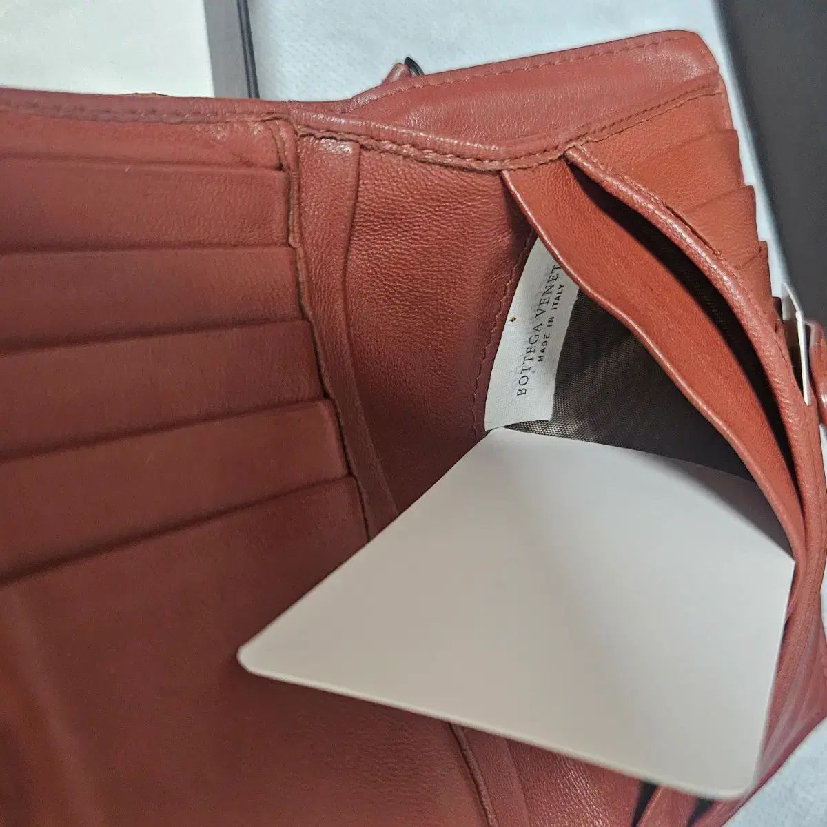 ボッテガ・ヴェネタ ブラウン 二つ折り財布 (箱含む) - メルカリ