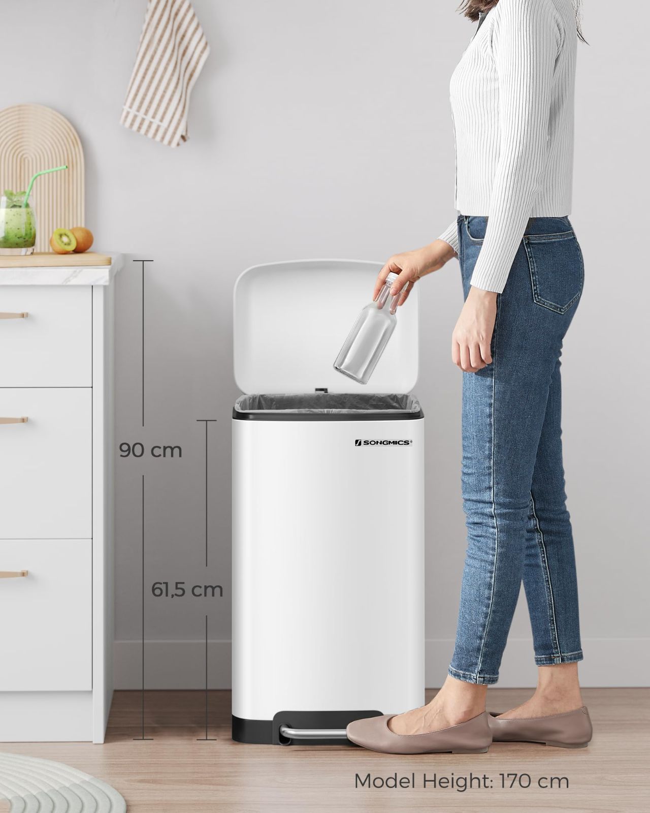  防臭 ペダル式 縦型 スリム キッチン 30 L おしゃれ ふた付き 大容量 ゴミ箱 ホワイト LTB 01 W ゴミ袋 ポリ袋 レジ袋 掃除用具