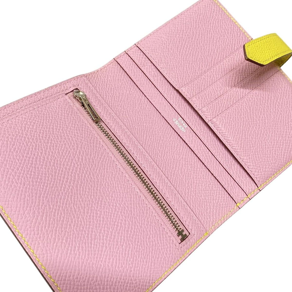 ベアンコンパクト