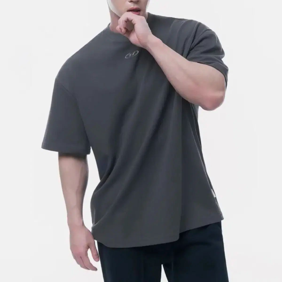 BORN TO コレクション WIN シルバー B オーバーサイズ Tシャツ 1size