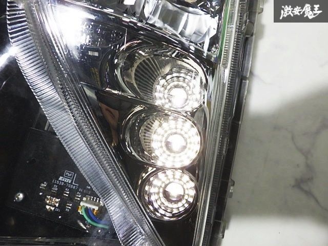 プリウス ZVW50 50 フォグランプ フォグライト 左右 47-83 15%OFF