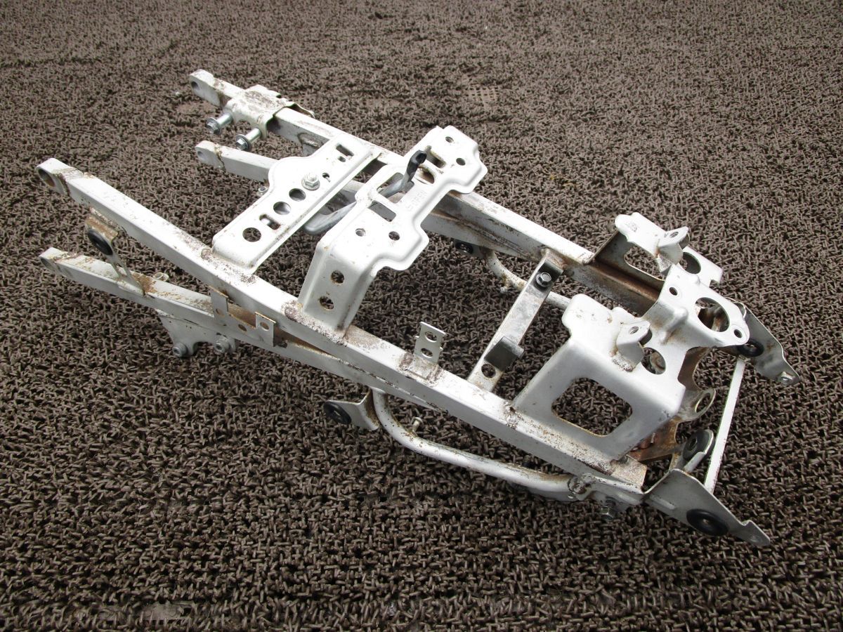 FZR400 シートフレーム A8851！1WG ヤマハ 【 1WG 】 キャブ車