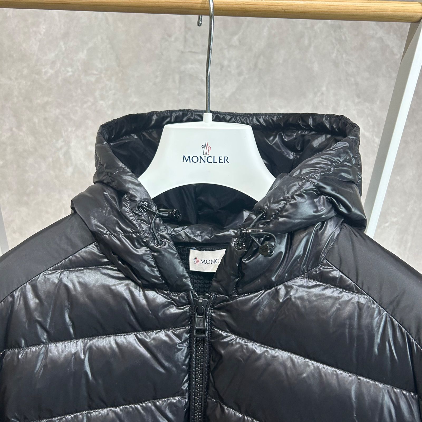 美品】 MONCLER モンクレール ハイブリッドダウンニットジャケット黒