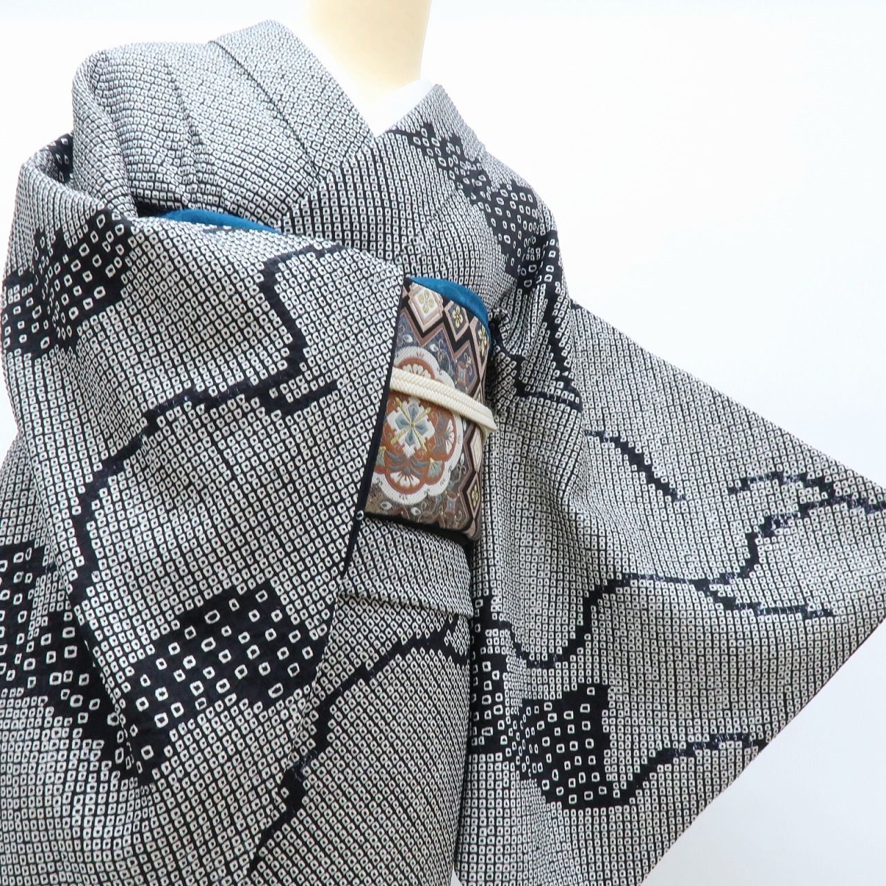 手縫い仕立て　総絞り　正絹 百華❀Y4095◇美品 正絹 総絞り 手縫い仕立て 訪問着 着物 単品 - メルカリ