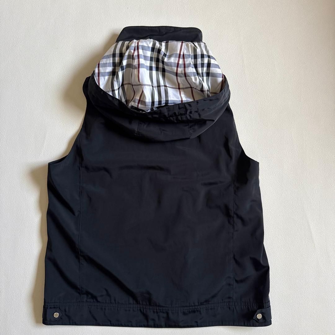 美品✨バーバリーブラックレーベル フード付きベスト ホースロゴ ノバ