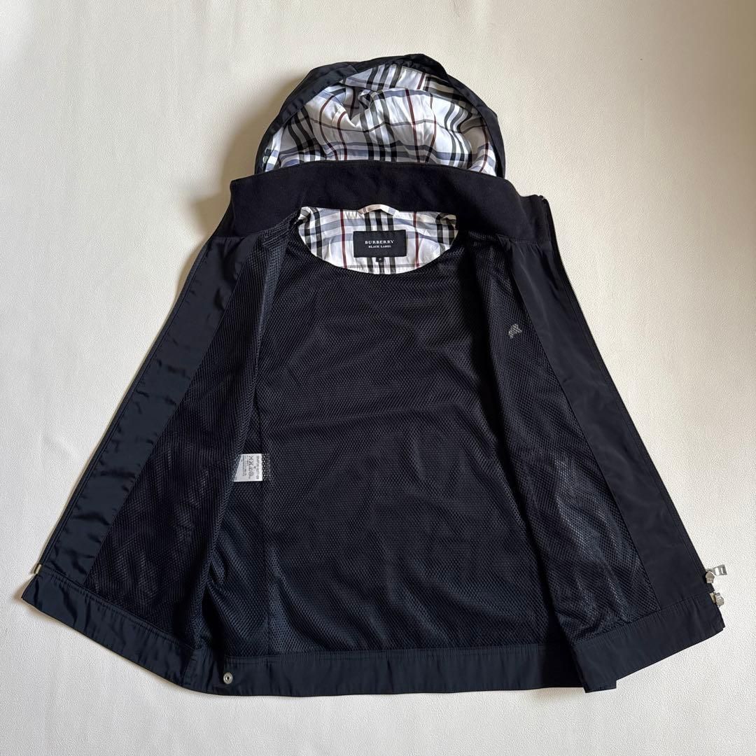 美品✨バーバリーブラックレーベル フード付きベスト ホースロゴ ノバ