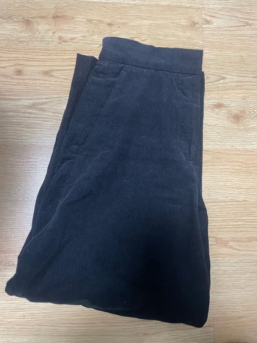 コス コーデュロイ アンクル パンツ