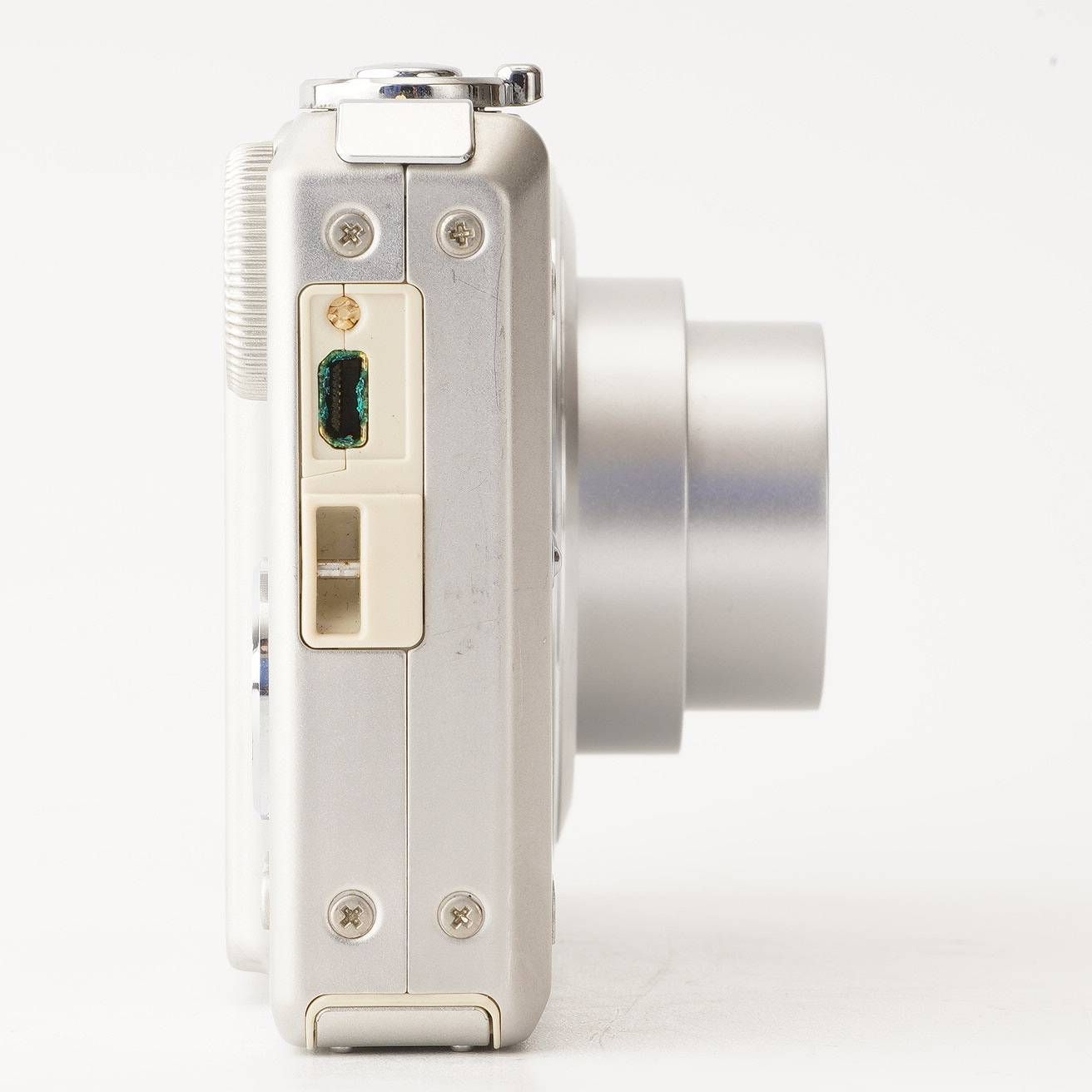 オリンパス Olympus CAMEDIA FE 220 シルバー 【公式ショッピングサイト】