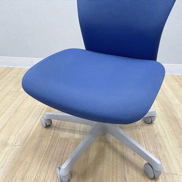 肘無 ミディアムブルー