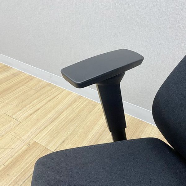 オフィスチェア 肘付