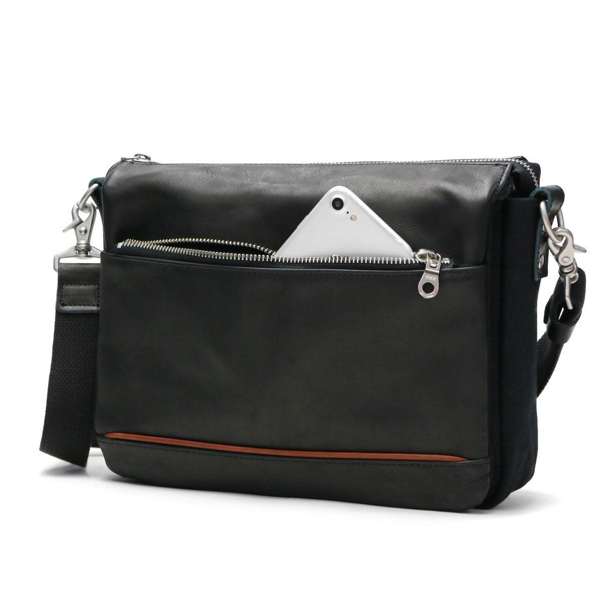 ショルダーバッグ