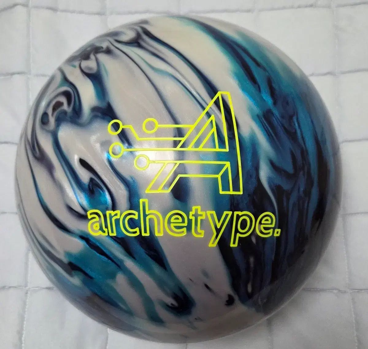 トラック アキ タイプ ハイブリッド ボーリングボール 15パウンド