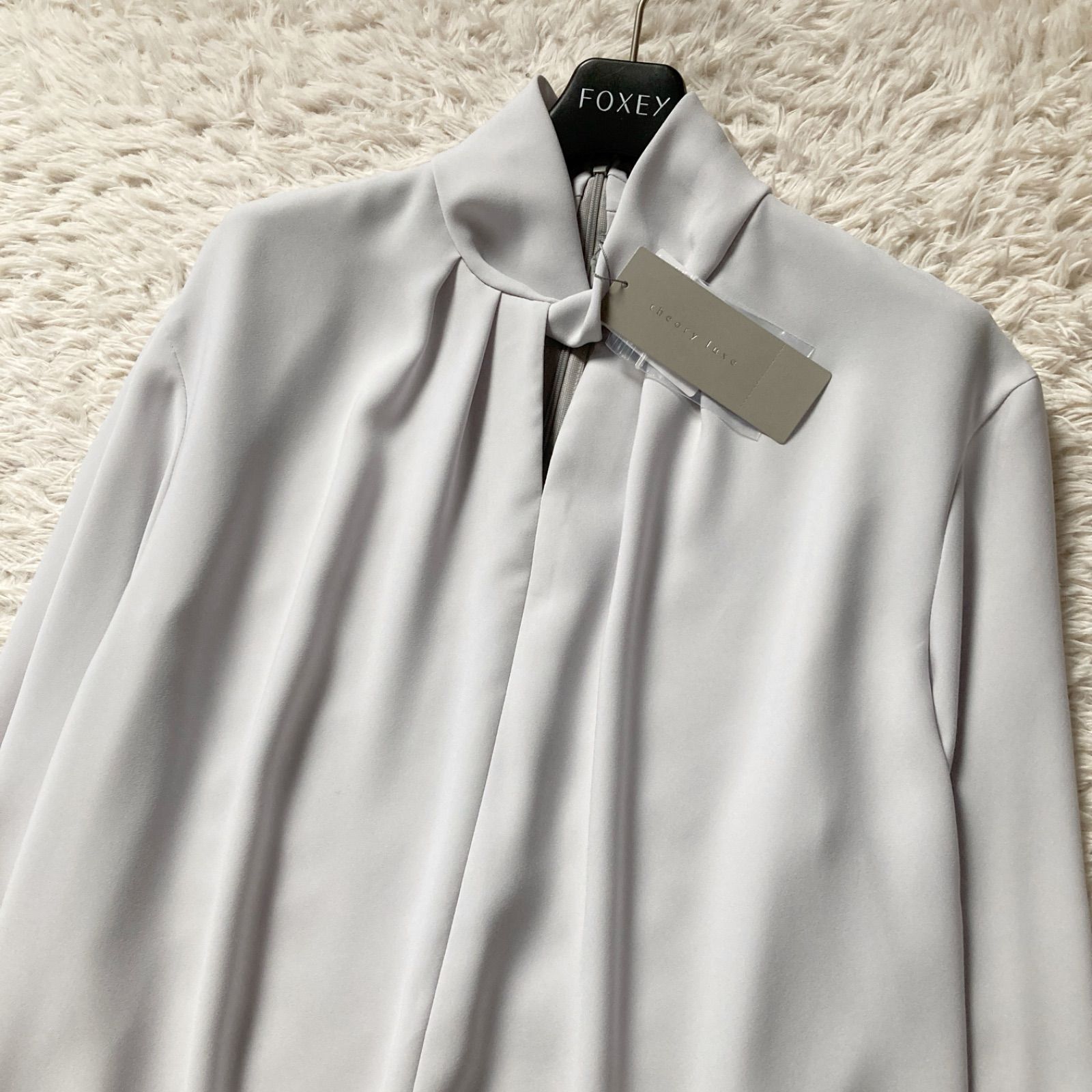 25ss タグ付き Theory luxe セオリーリュクス Marvine Sandy 長袖