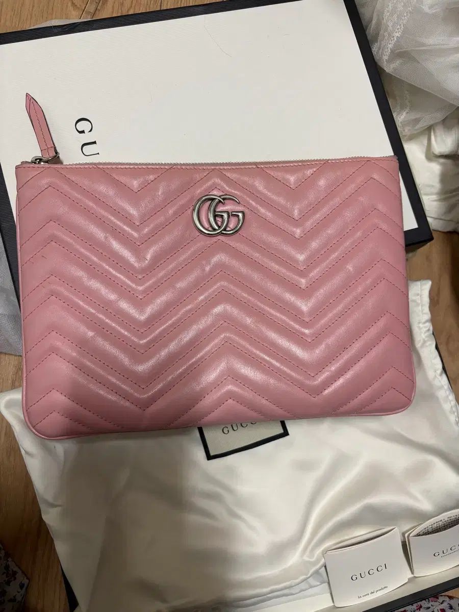 グッチ マトラッセ ハート クラッチバッグ ピンク