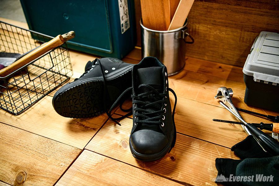 プロスニーカー