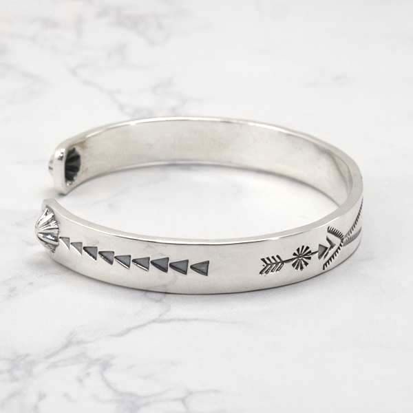 NORTH WORKS ノースワークス　900Silver バングル 新品】ノースワークス NORTH WORKS ネイティブ調 バングル Mサイズ