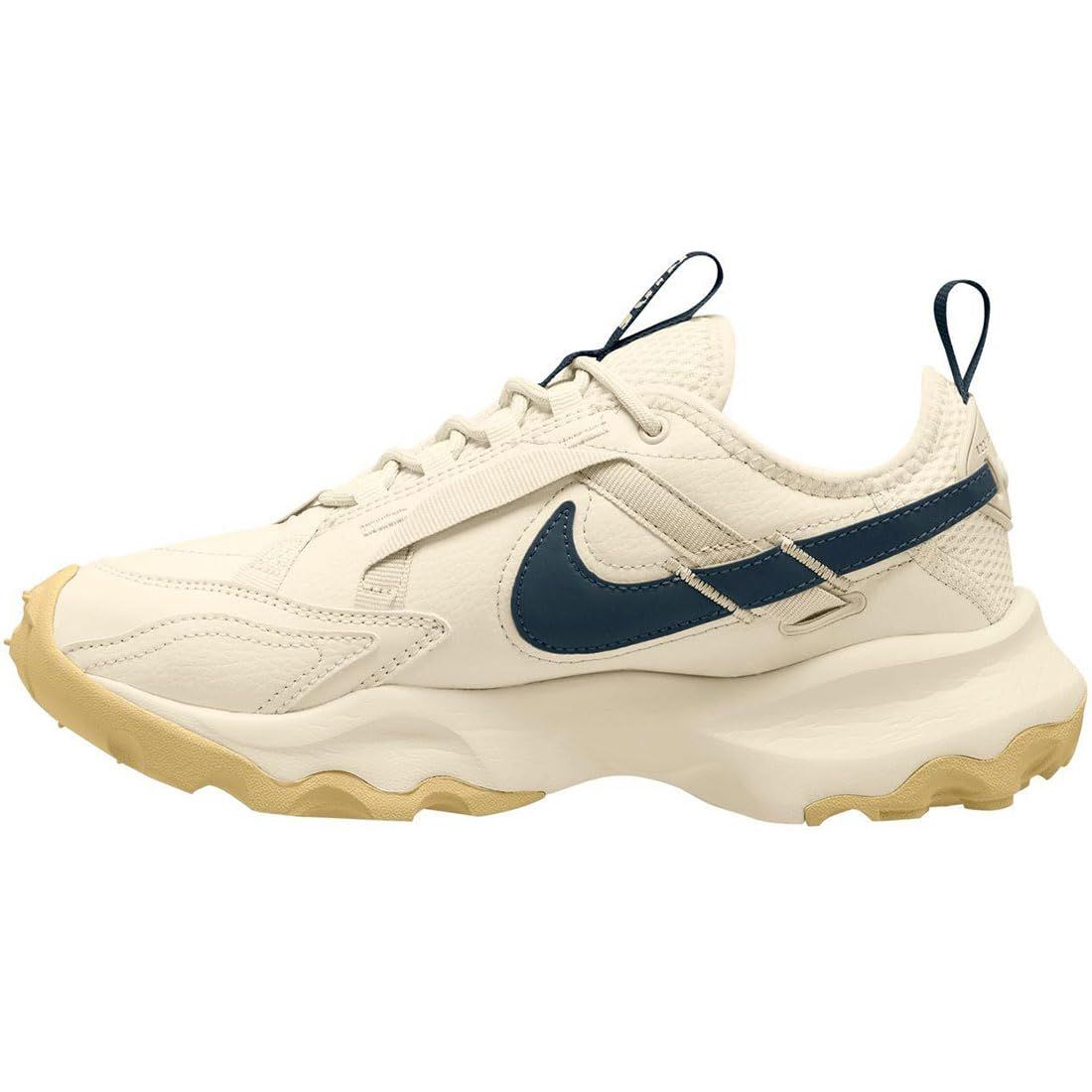ナイキ TC 7900 W ペールアイボリー ガムライトブラウン アーモリーネイビー DD 9682 103 日本 24 0 cm