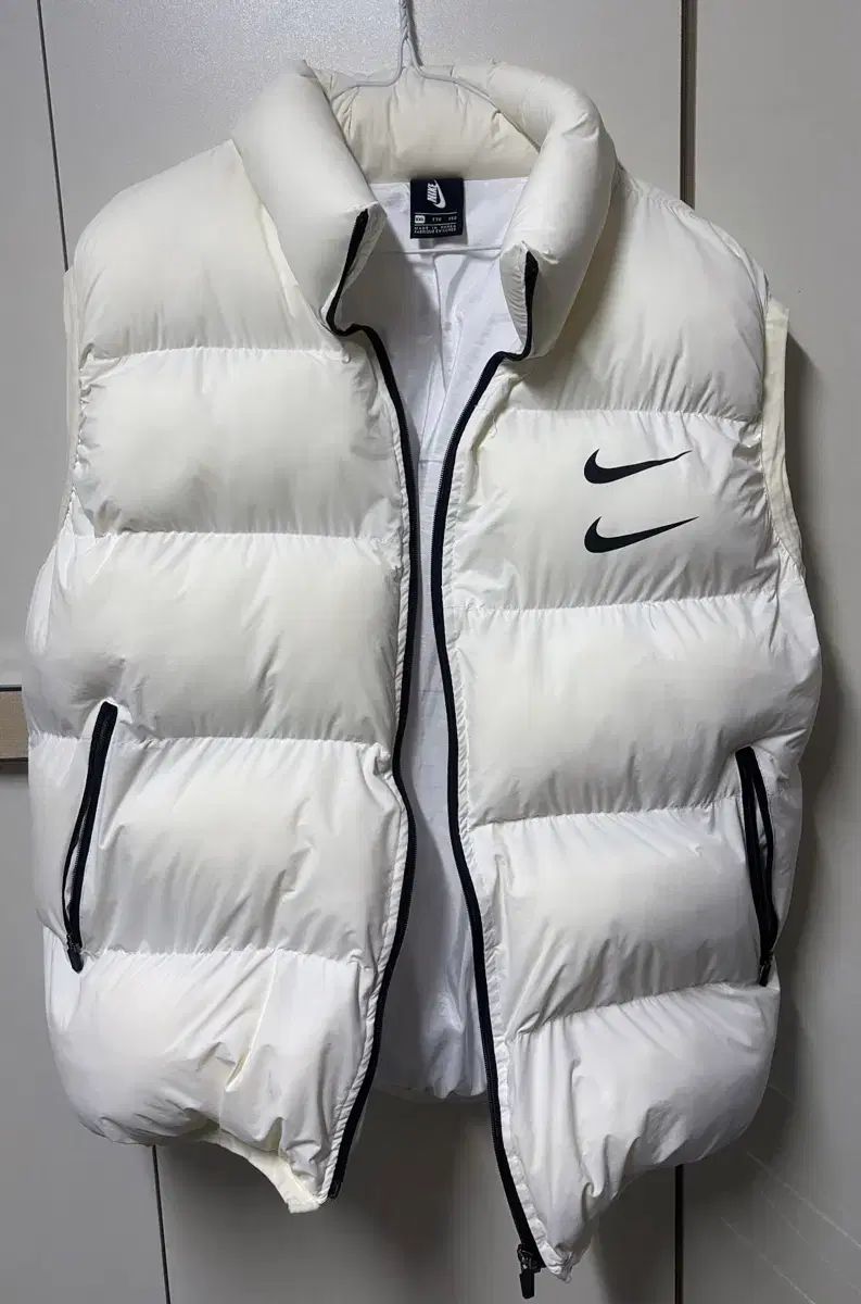 メンズ ナイキ スウッシュ ダウン ベスト 白 XXL