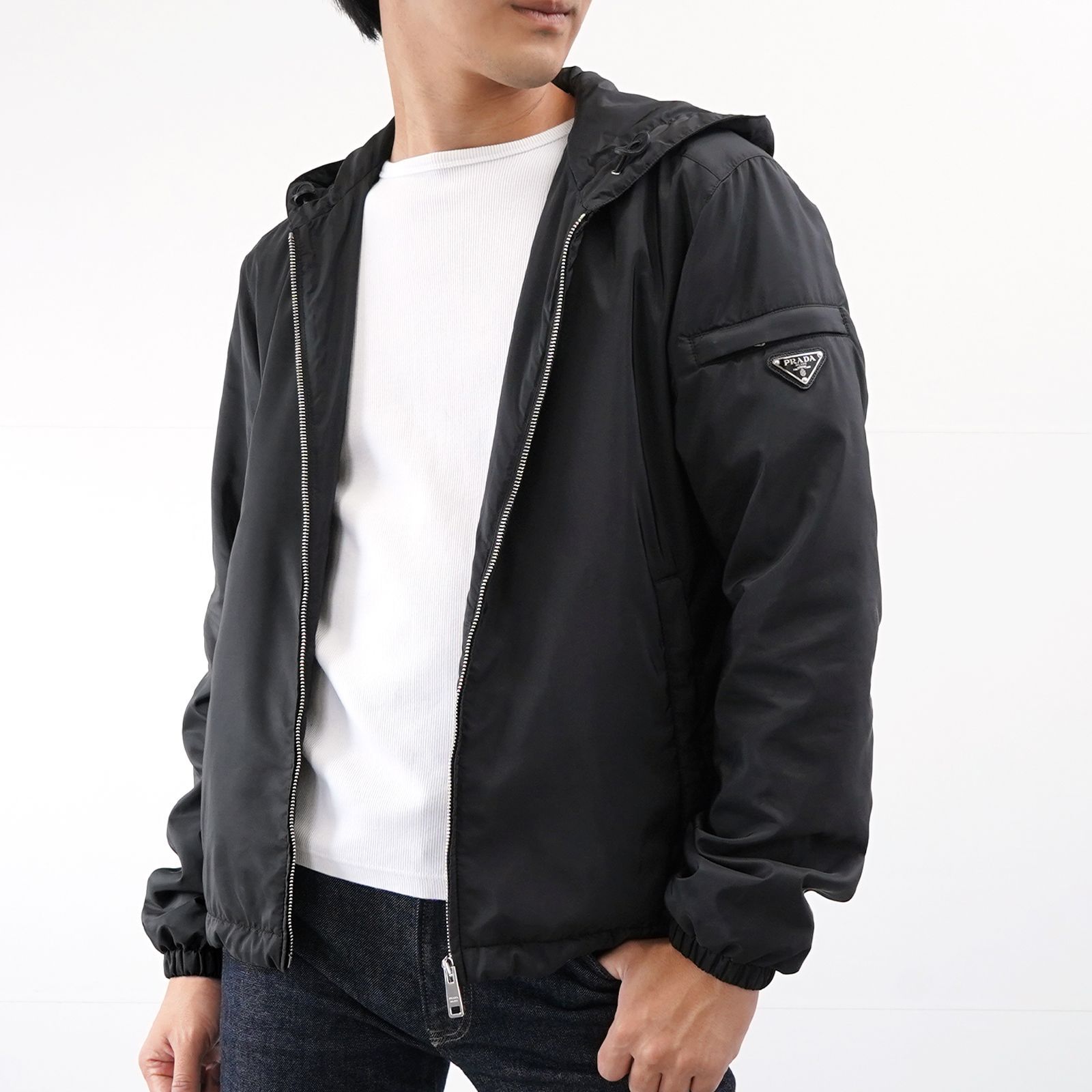 新品同様】PRADA プラダ フード付き ナイロンジャケット BLACK メンズ