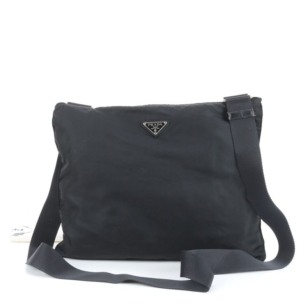 値下げ！PRADA メッセンジャーバッグ ブラック レザー テスートナイロン プラダ テスート ナイロン 三角 トライアングル ロゴ ショルダーバッグ