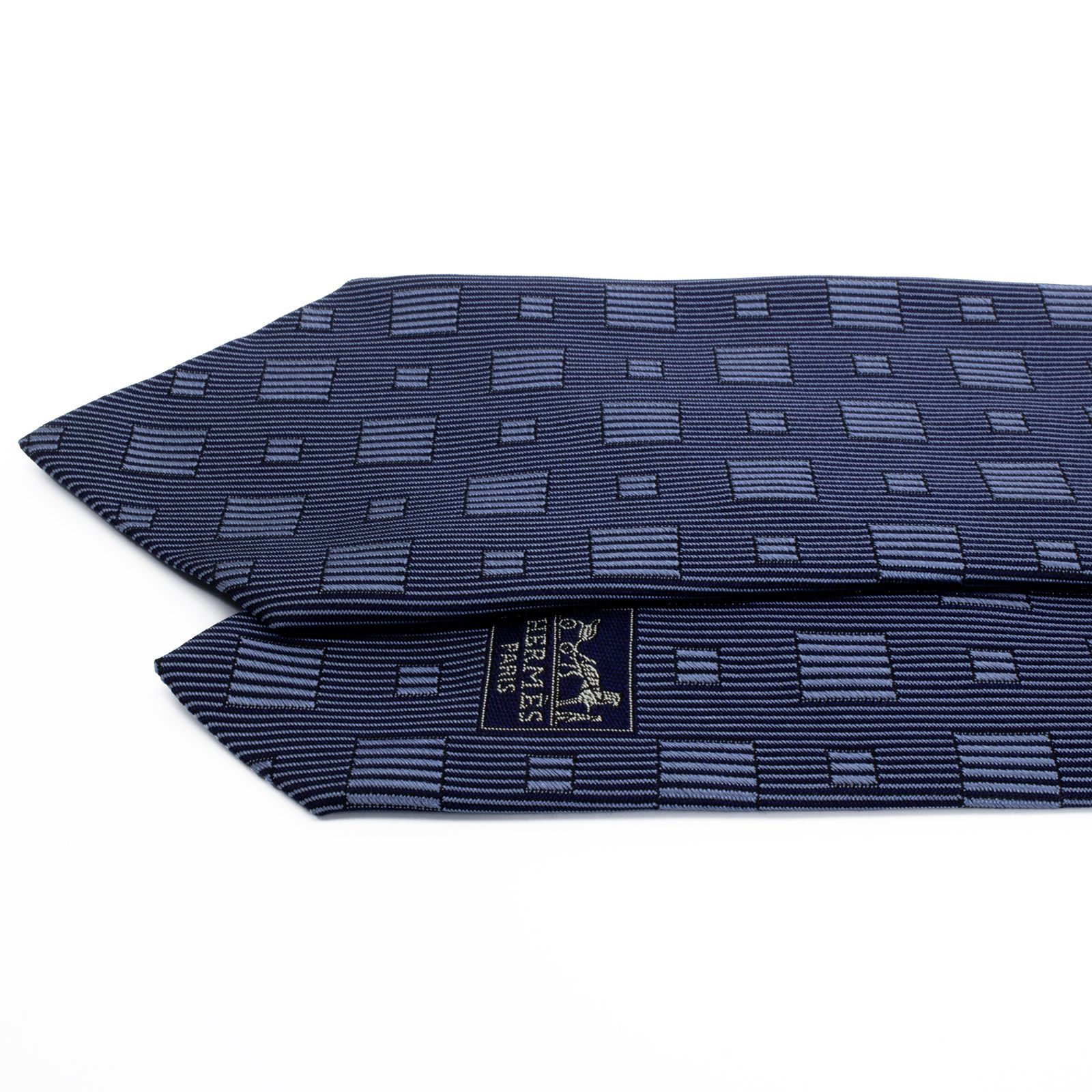 エルメス ネクタイ レギュラータイ ジャガードタイ メンズ レディース シルク グレーブルー ネイビーブルー ビジネス カジュアル バーティカルストライプ 光沢 四角 スクエア ブランド 珍しい おしゃれ フランス製 S 523 ネクタイ 小物 メンズ