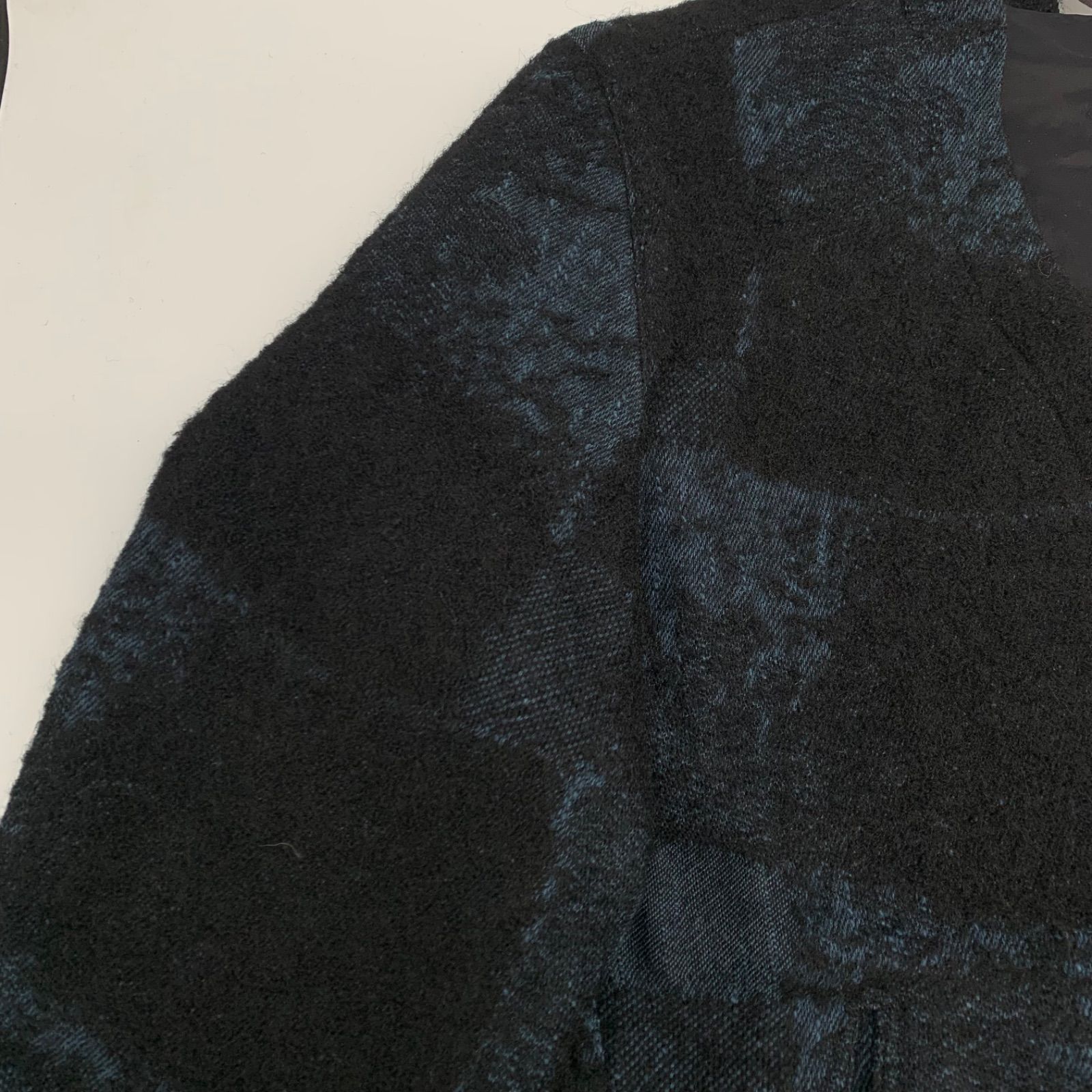 EF 1203-1-2 ISSEY MIYAKE イッセイミヤケ ノー ジャケット テーラードジャケット ダーク アート風パターン 秋冬ジャケット size 9 ノーカラージャケット ジャケット アウター メンズ